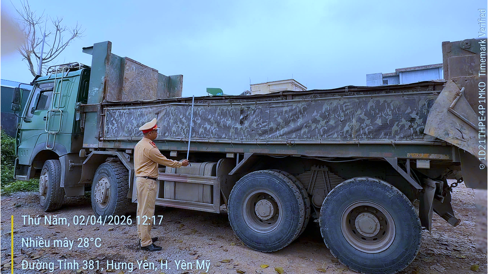 Công an tỉnh Hưng Yên triển khai tổng rà soát xe tải tự đổ, sơ mi rơ moóc tự đổ có tải trọng từ 15.000 kg trở lên 