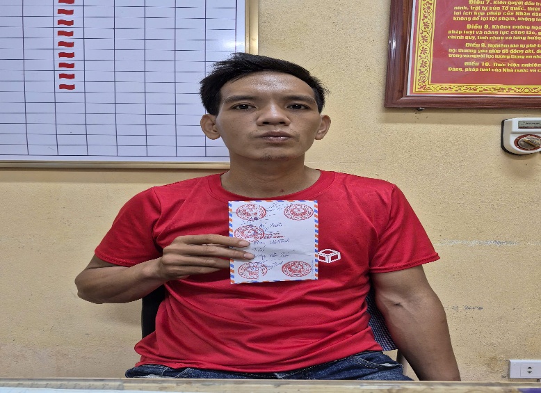 Công an phường Hồng Châu bắt giữ đối tượng tàng trữ trái phép chất ma túy