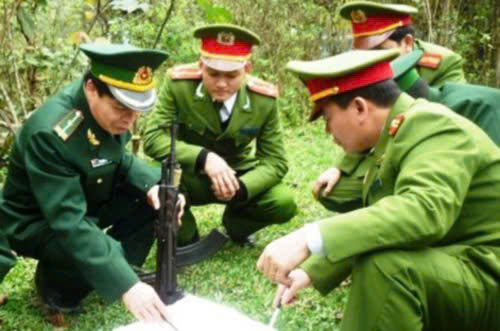 Kiên quyết đấu tranh phản bác các quan điểm sai trái, thù địch nhằm chia rẽ mối quan hệ giữa lực lượng Công an nhân dân và Quân đội nhân dân