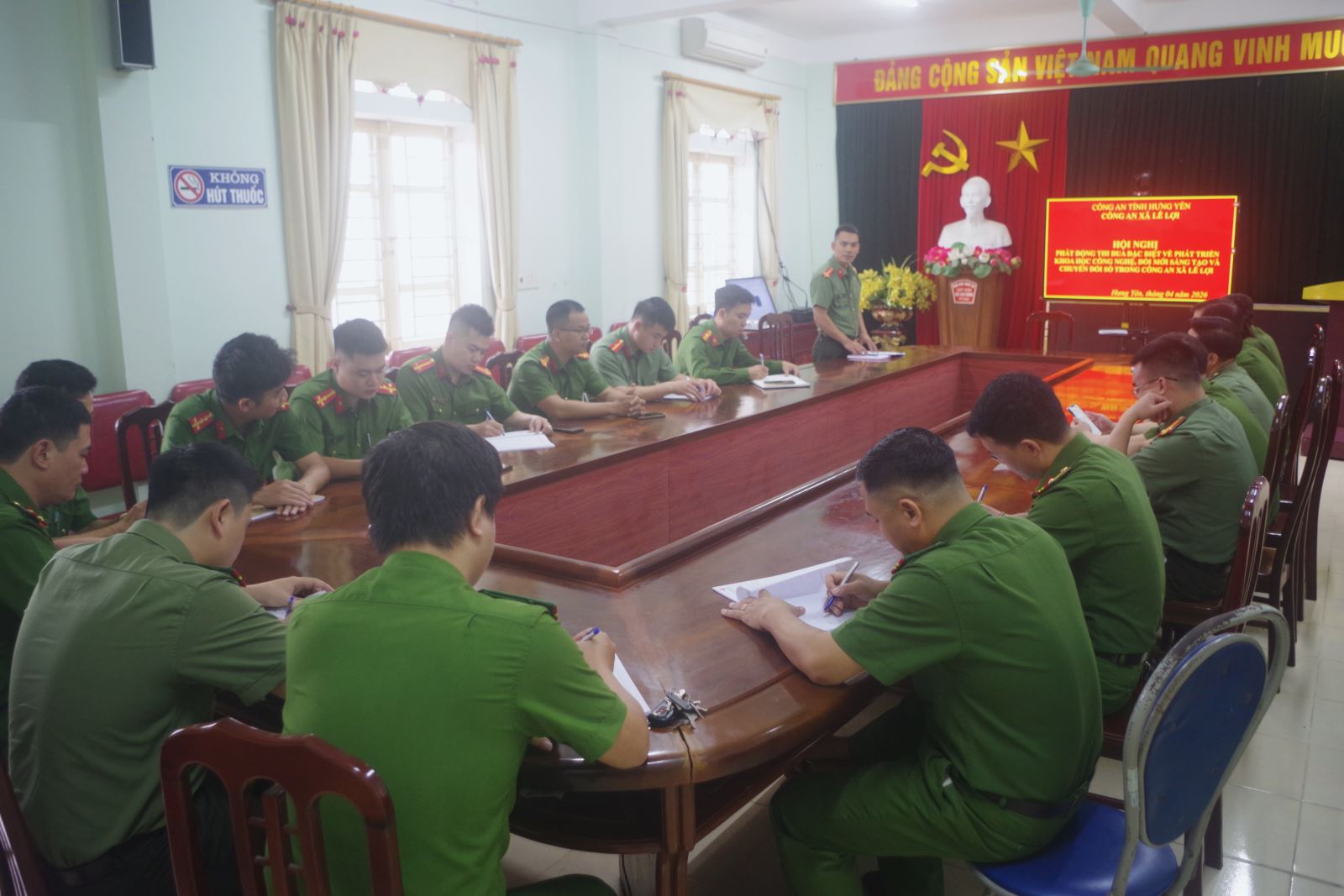 Công an xã Lê Lợi phát động thi đua đặc biệt về phát triển khoa học công nghệ, đổi mới sáng tạo và chuyển đổi số