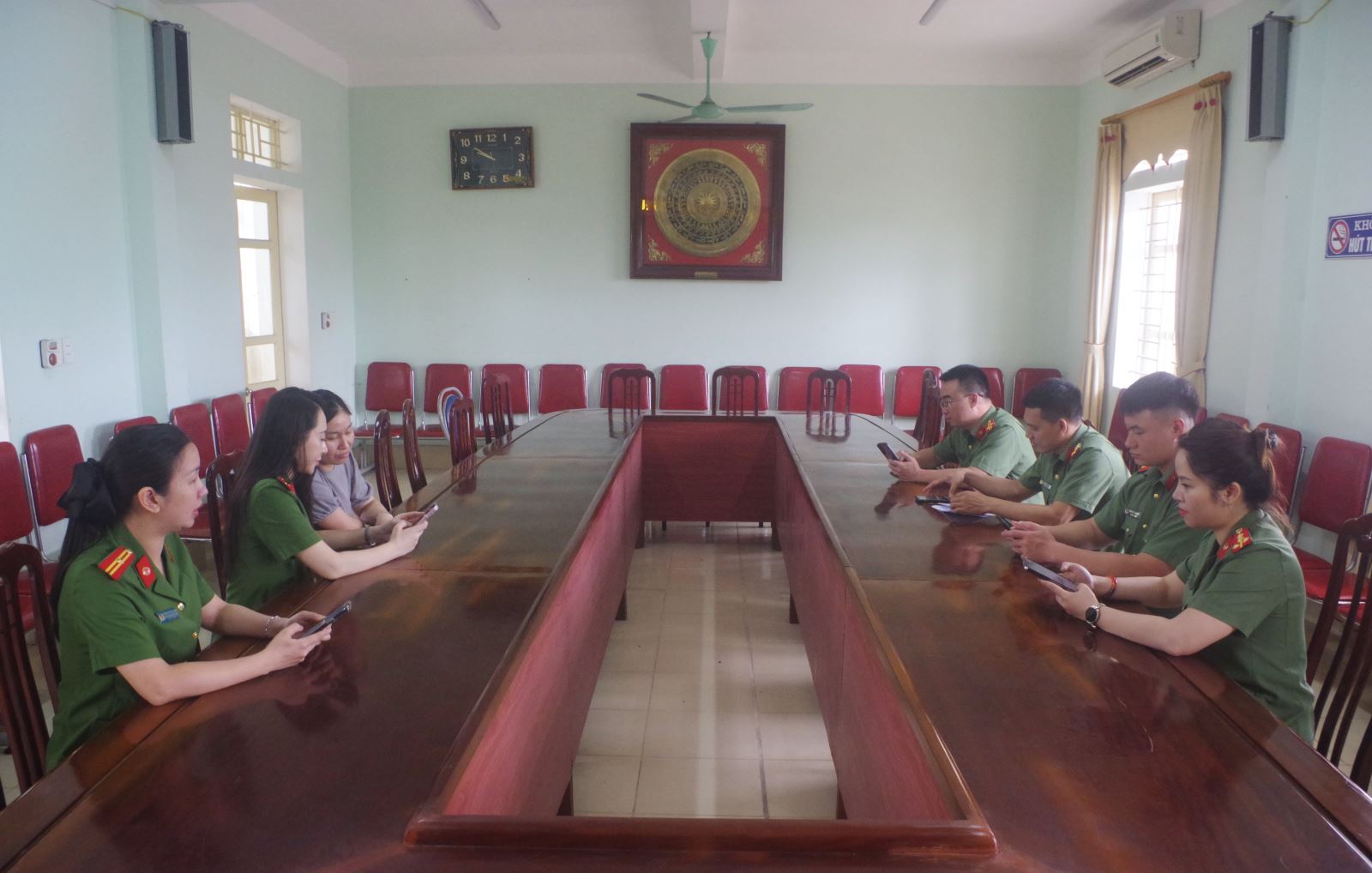 Hội phụ nữ Công an xã Lê Lợi phát động cuộc thi trực tuyến “Theo bước chân những người anh hùng”