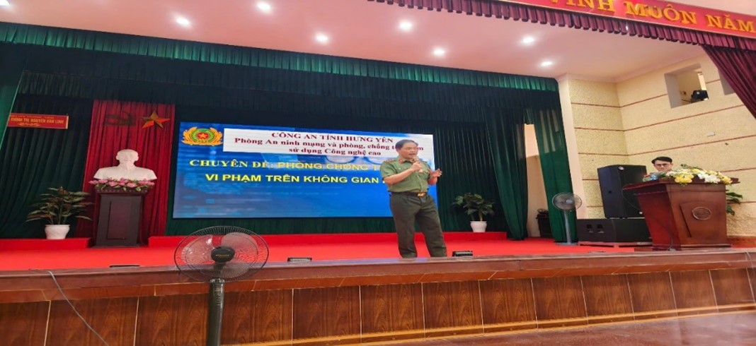 Công an tỉnh Hưng Yên phối hợp với Hội Liên hiệp phụ nữ tỉnh Hưng Yên tuyên truyền về phòng chống tội phạm sử dụng công nghệ cao