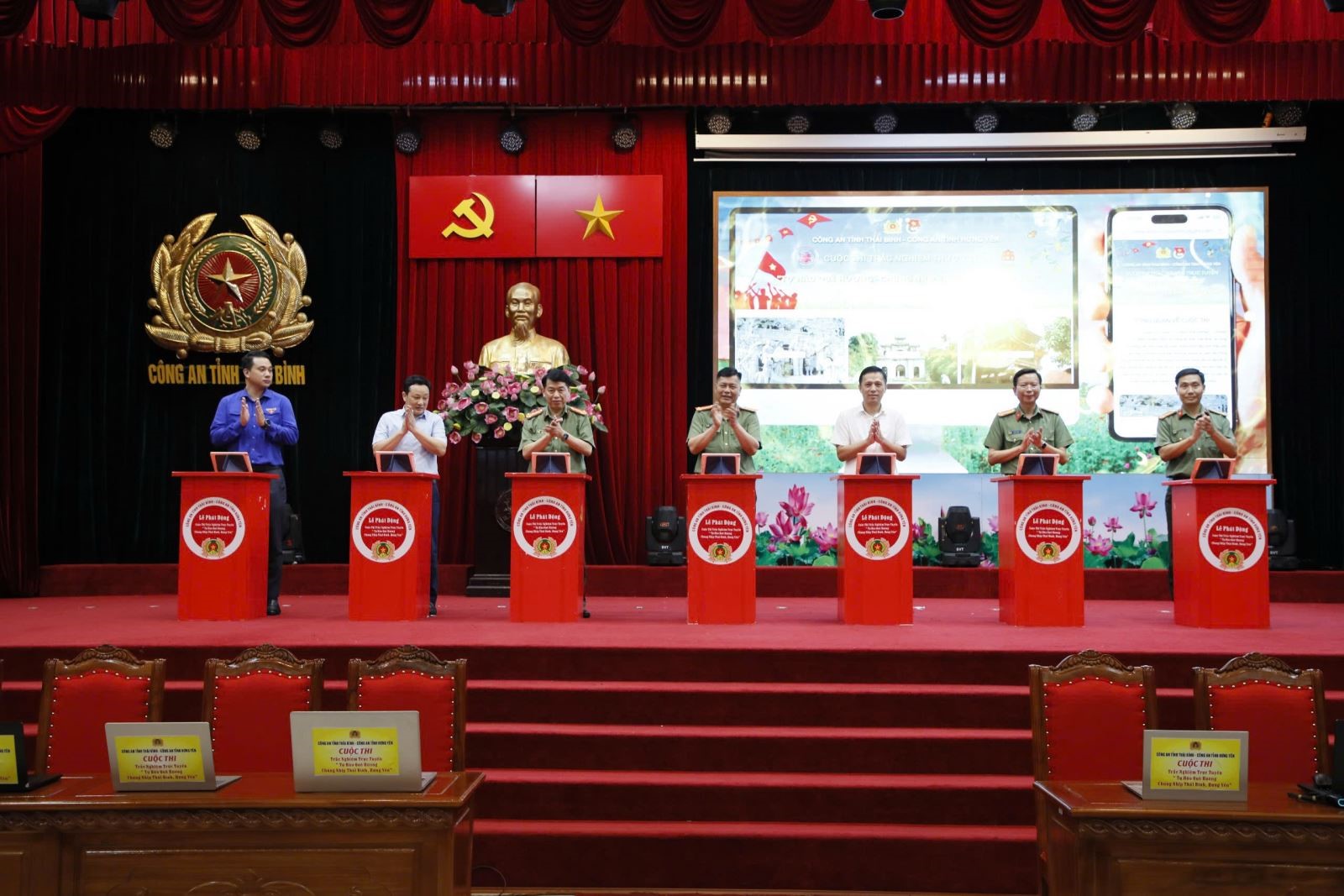 Đẩy mạnh ứng dụng khoa học, công nghệ và chuyển đổi số, góp phần nâng cao hiệu quả công tác chính trị, tư tưởng trong Công an tỉnh Hưng Yên 