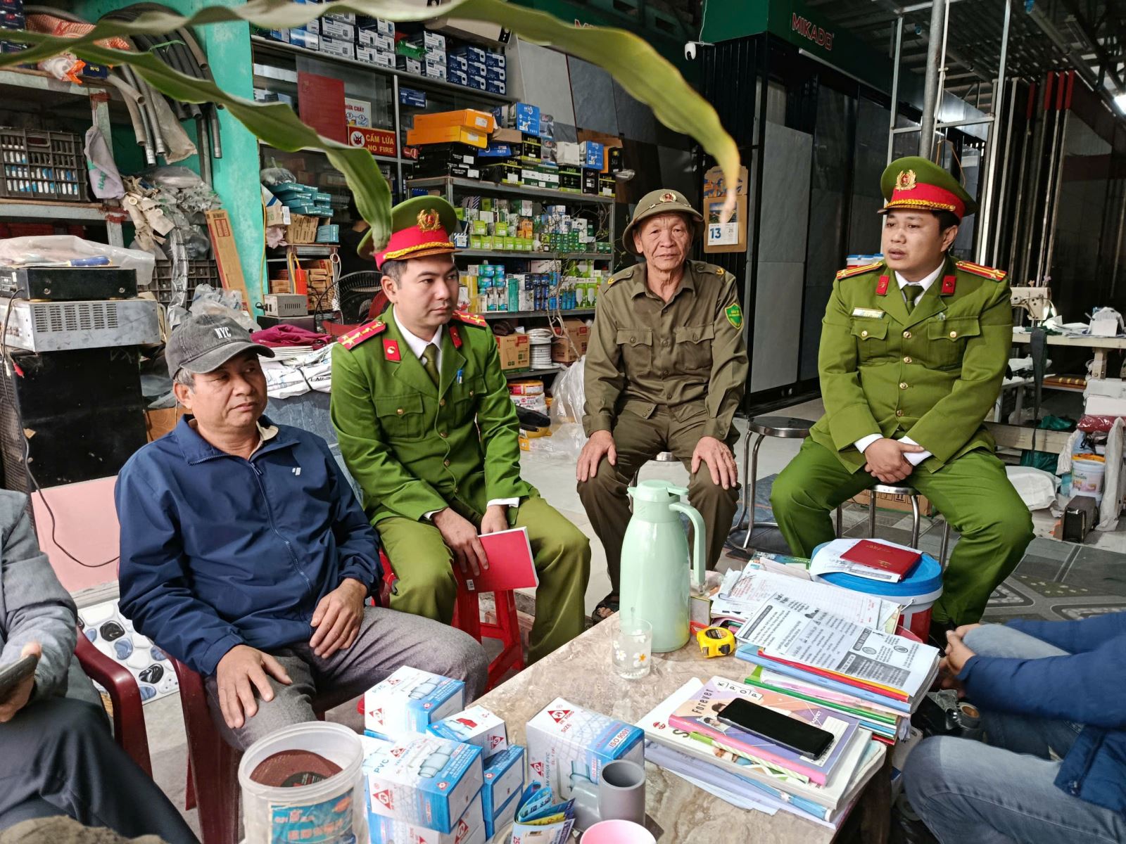 Nâng cao chất lượng, hiệu quả hoạt động của Lực lượng tham gia  bảo vệ an ninh, trật tự ở cơ sở trên địa bàn tỉnh Hưng Yên