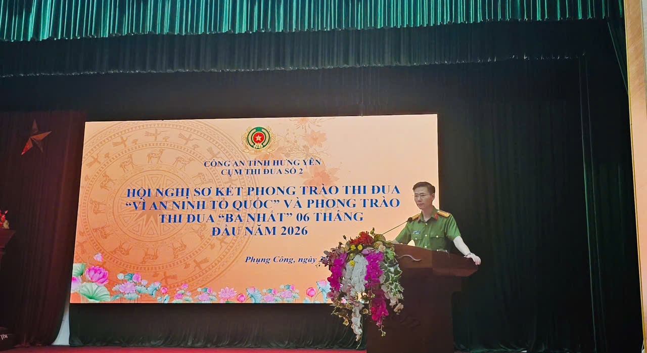 Hội nghị sơ kết phong trào thi đua 