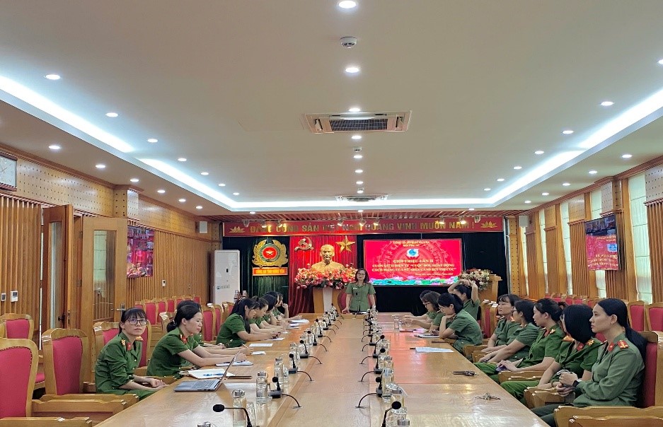 Hội phụ nữ Công an tỉnh Hưng Yên phát động phong trào thi đua  
