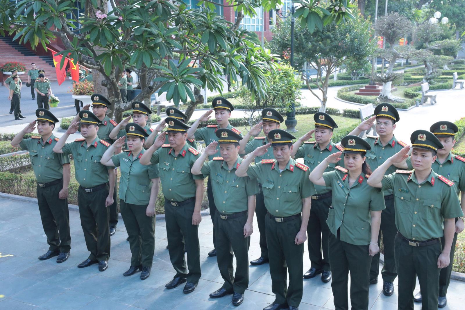 Công an tỉnh dâng hương tri ân, tưởng nhớ sự hy sinh anh dũng của nữ Anh hùng liệt sỹ Công an nhân dân Bùi Thị Cúc