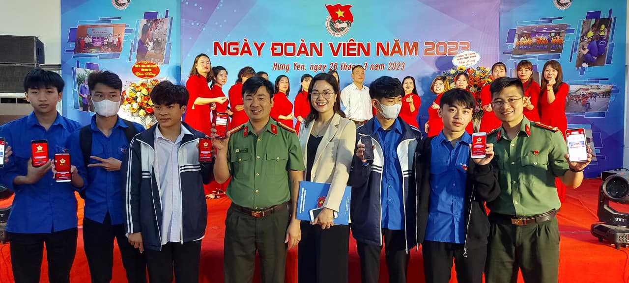 Đoàn Thanh niên Công an tỉnh Ngày Thứ Bảy, Chủ nhật tình nguyện - Tăng cường quyết liệt triển khai Đề án 06