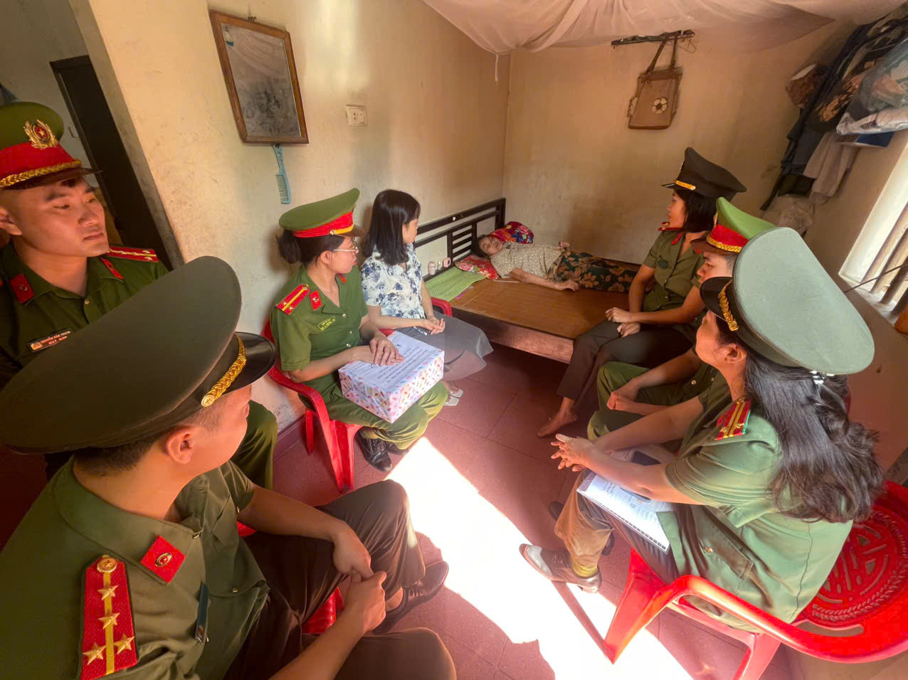 Hội Phụ nữ, Chi đoàn Phòng An ninh kinh tế tổ chức nhiều hoạt động ý nghĩa