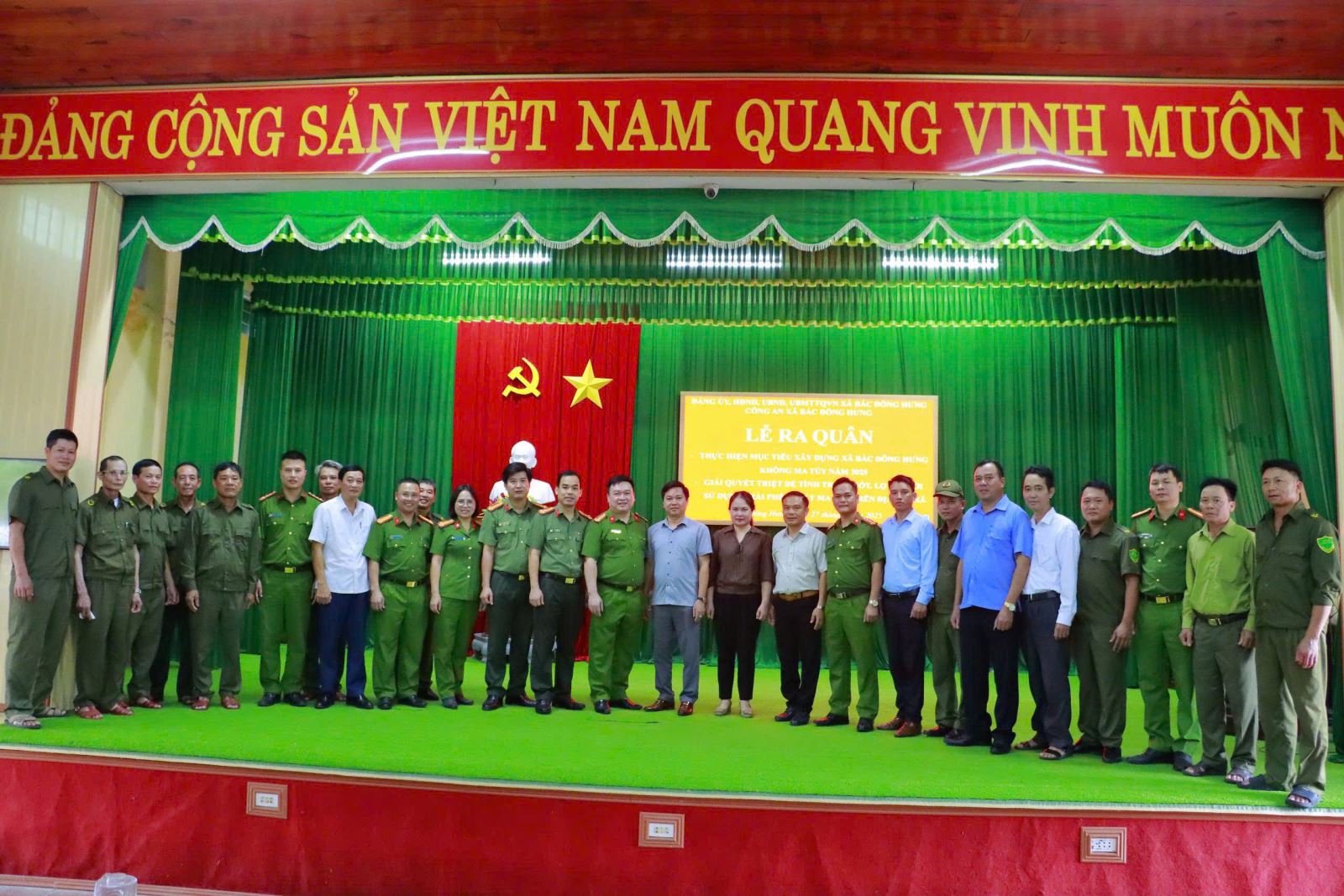 Công an xã Bắc Đông Hưng: Tham mưu tổ chức thành công Lễ ra quân thực hiện mục tiêu xây dựng “Xã không ma tuý” năm 2025.