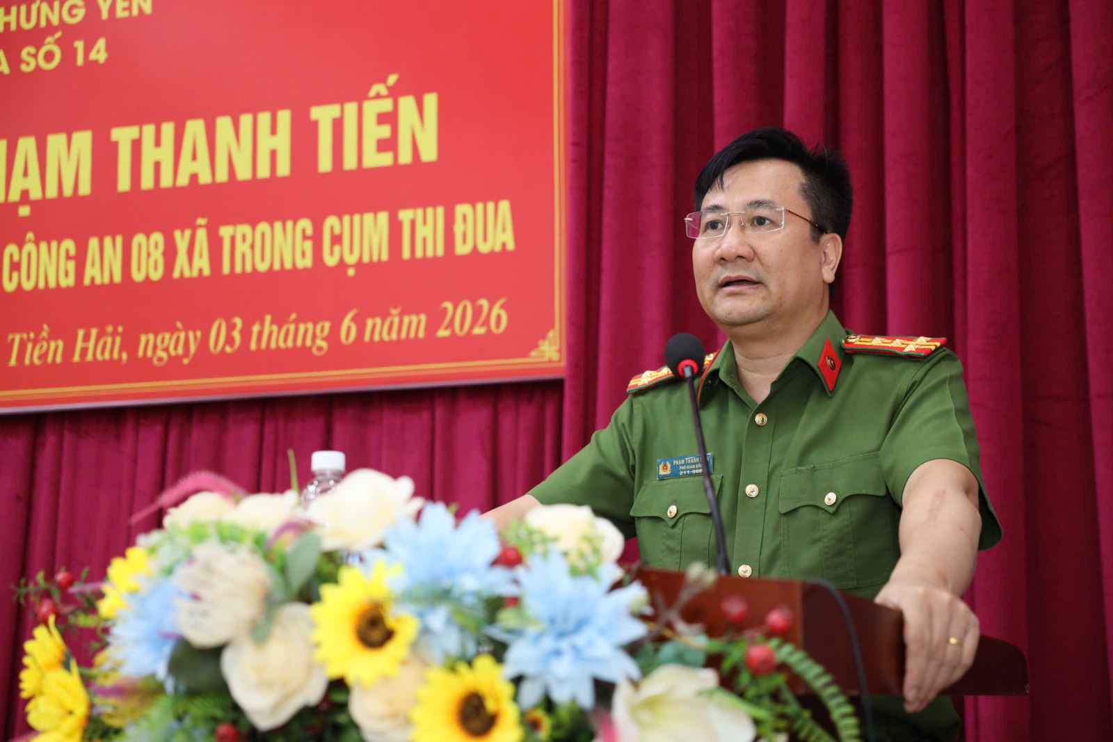 Đồng chí Đại tá Phạm Thanh Tiến, Phó Giám đốc Công an tỉnh làm việc với Công an các xã