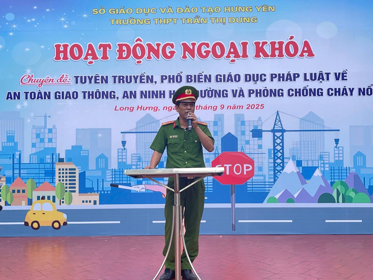 Công an xã Long Hưng - Tuyên truyền, phổ biến giáo dục pháp luật về trật tự an toàn giao thông, an ninh học đường và phòng chống cháy nổ