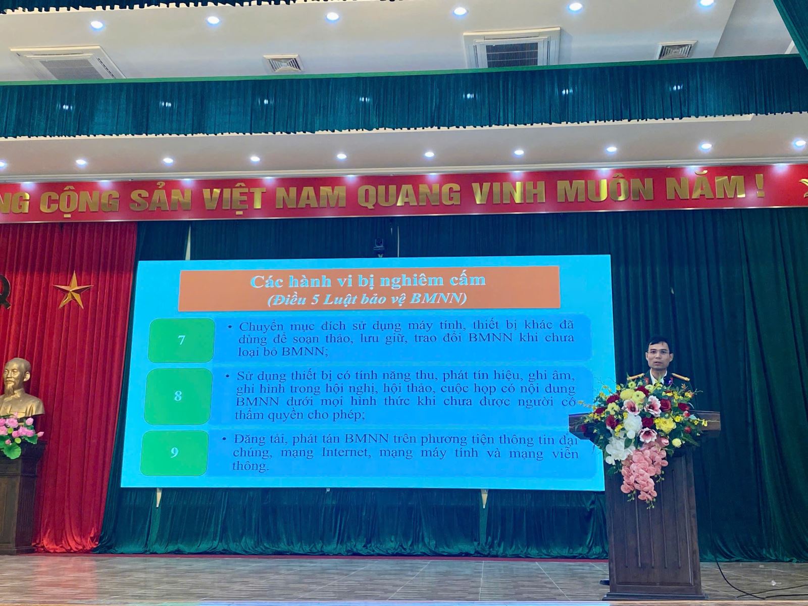 Phòng An ninh chính trị nội bộ phối hợp với Ban Chỉ đạo 35 Đảng ủy các cơ quan Đảng tỉnh tổ chức tập huấn Luật Bảo vệ bí mật nhà nước và các văn bản hướng dẫn thi hành 