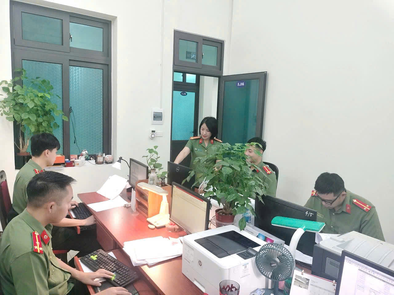 Phòng Hồ sơ nghiệp vụ phát động phong trào thi đua đặc biệt thực hiện công tác tra cứu và số hoá hồ sơ nghiệp vụ lưu trữ