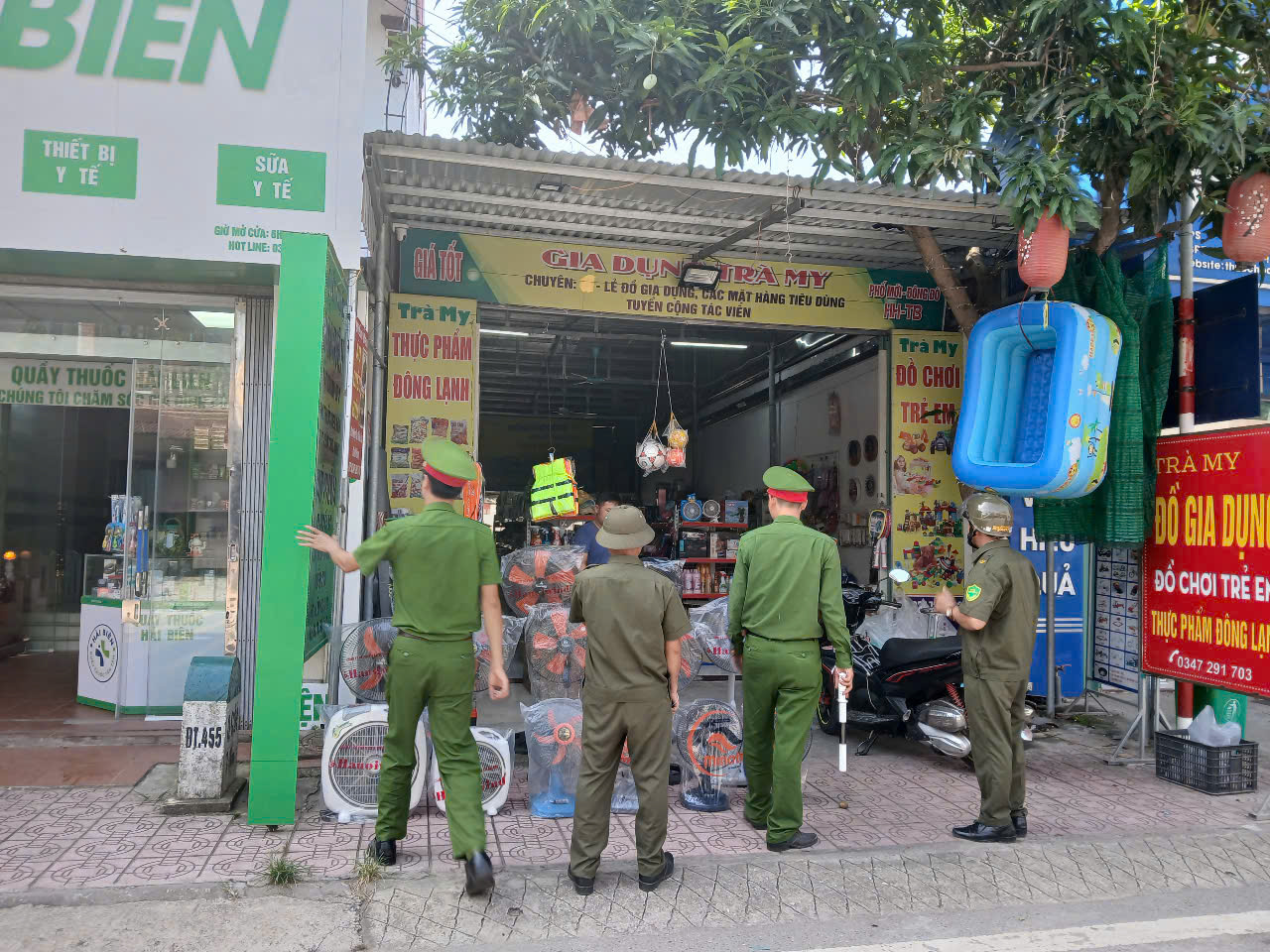 Công an xã Thần Khê tăng cường đảm bảo trật tự công cộng, giữ vững cuộc sống bình yên cho nhân dân