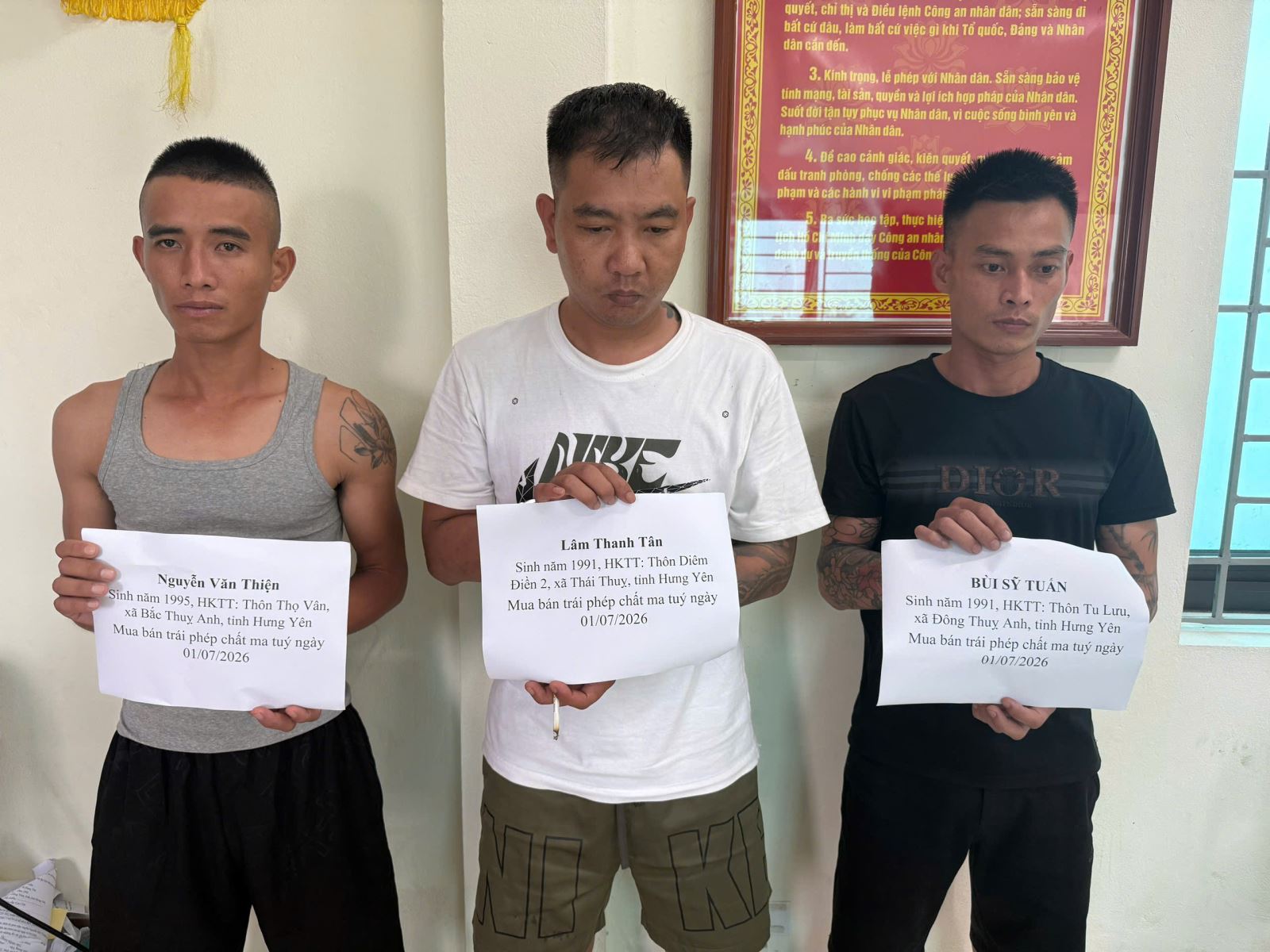 CÔNG AN XÃ ĐÔNG THỤY ANH TRIỆT PHÁ VỤ MUA BÁN TRÁI PHÉP CHẤT MA TÚY, GÓP PHẦN GIỮ VỮNG BÌNH YÊN ĐỊA BÀN