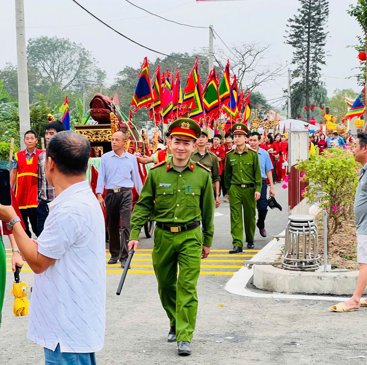 Công an xã Triệu Việt Vương đảm bảo an ninh, an toàn Lễ hội Đền Hóa – Dạ Trạch năm 2026