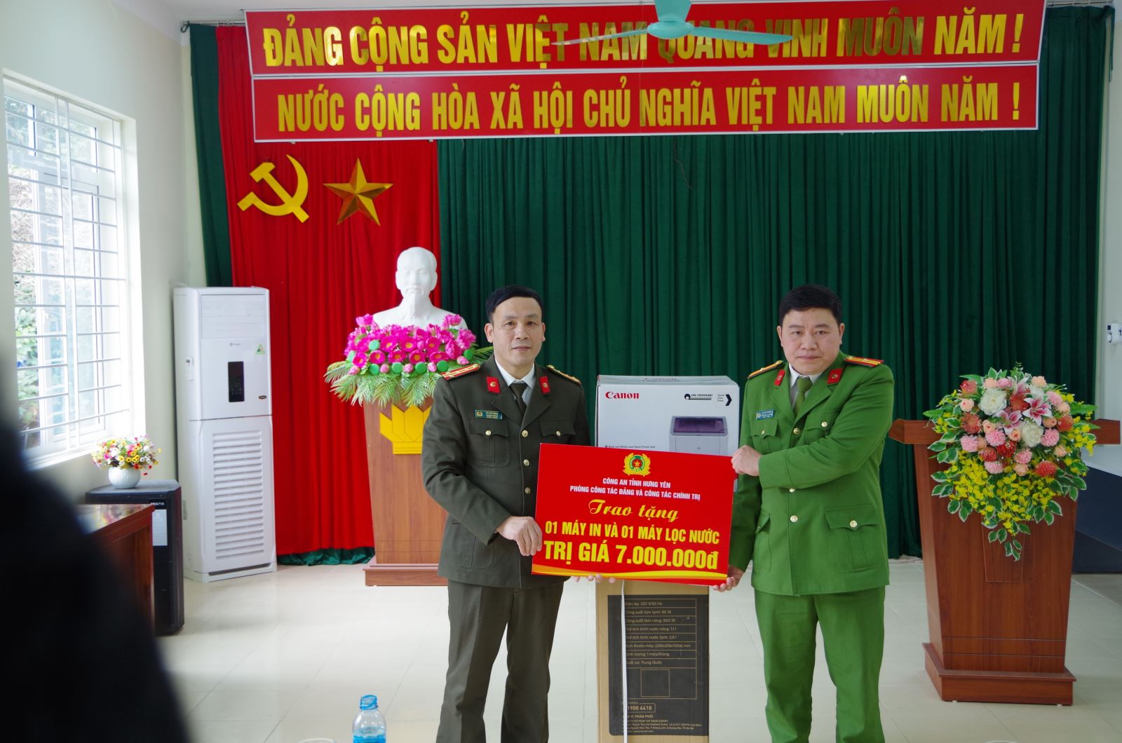Phòng công tác Đảng và công tác chính trị Công an tỉnh:  Tổ chức hoạt động về nguồn tại tỉnh Cao Bằng