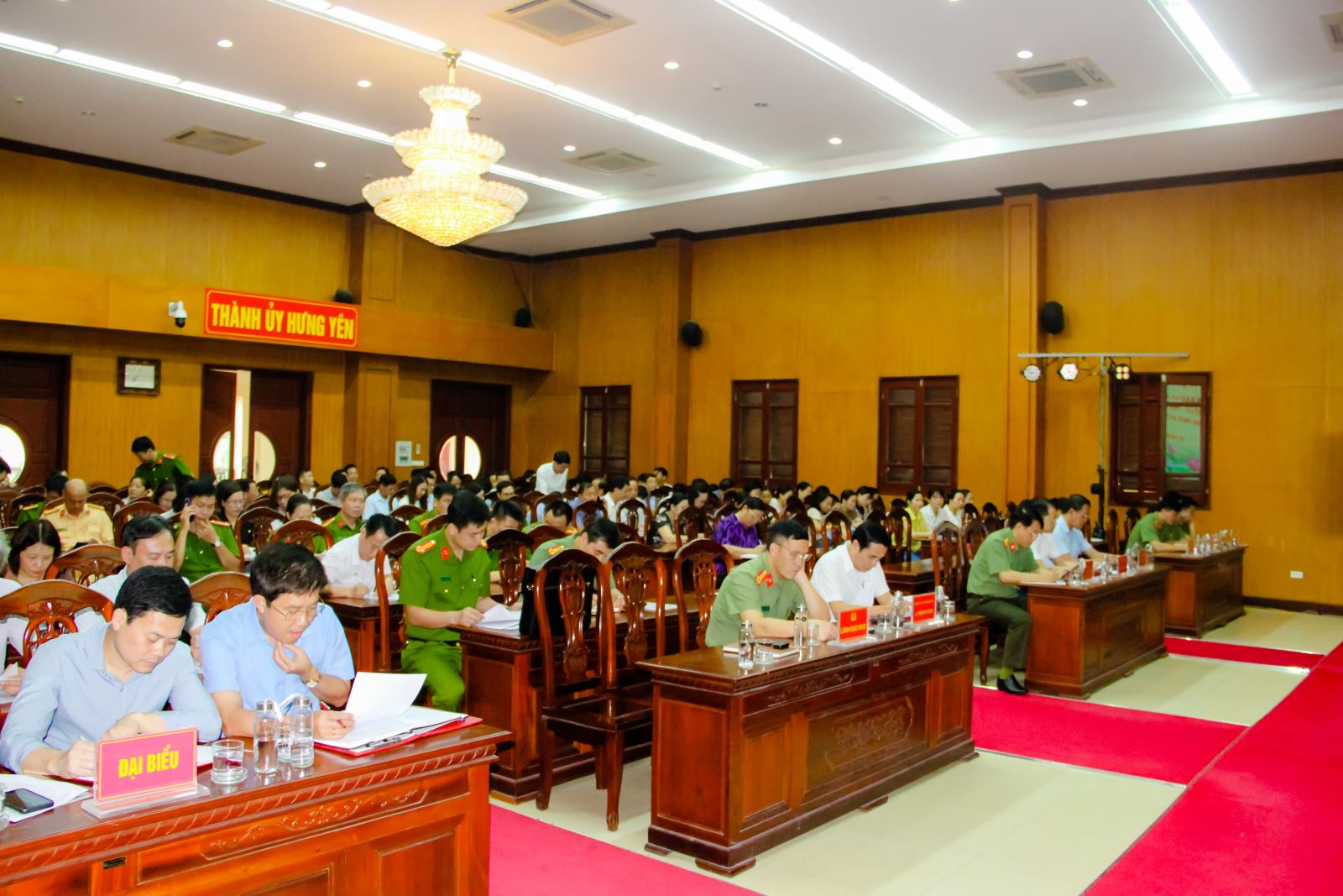 Thành phố Hưng Yên Tổ chức Hội nghị sơ kết công tác bảo đảm an ninh, an toàn trường học; phòng, chống bạo lực học đường