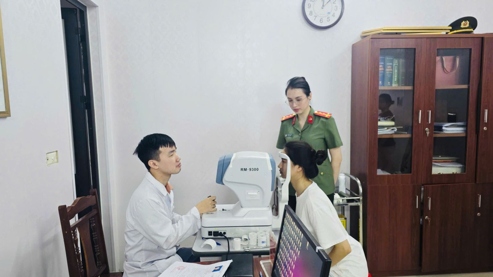 Phát huy vai trò của Hội phụ nữ trong công tác tuyển sinh, hỗ trợ nữ thí sinh tham gia khám tuyển vào các trường Công an nhân dân năm 2026