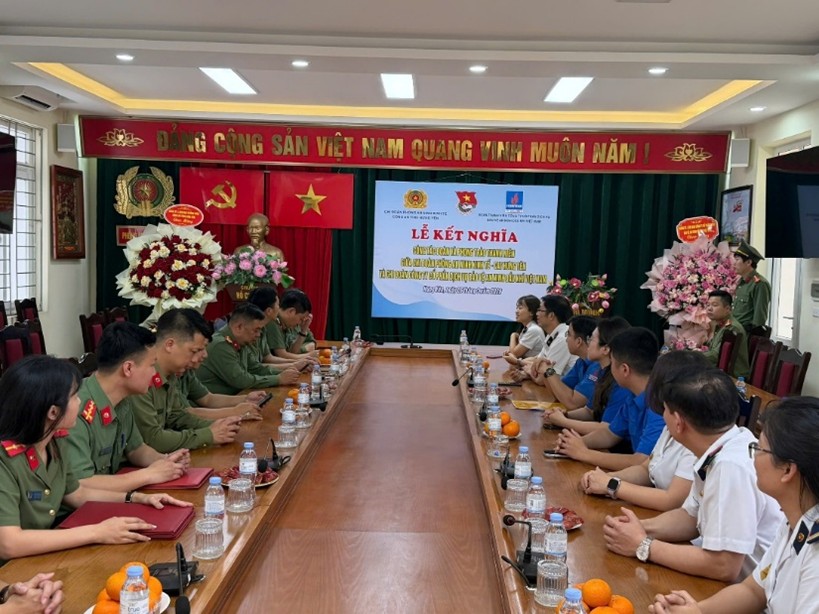 Ký giao ước kết nghĩa giữa Chi đoàn Phòng An ninh kinh tế và Đoàn thanh niên Công ty CP dịch vụ bảo vệ An ninh dầu khí Việt Nam