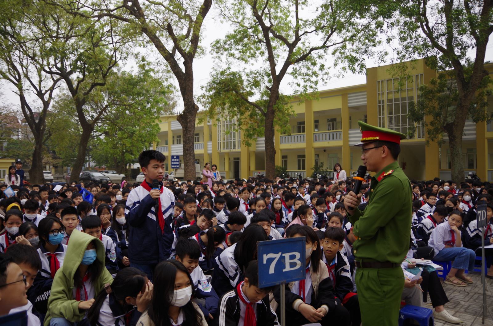 Tuyên truyền pháp luật phòng, chống ma túy cho học sinh tại trường THCS Nghĩa Trụ