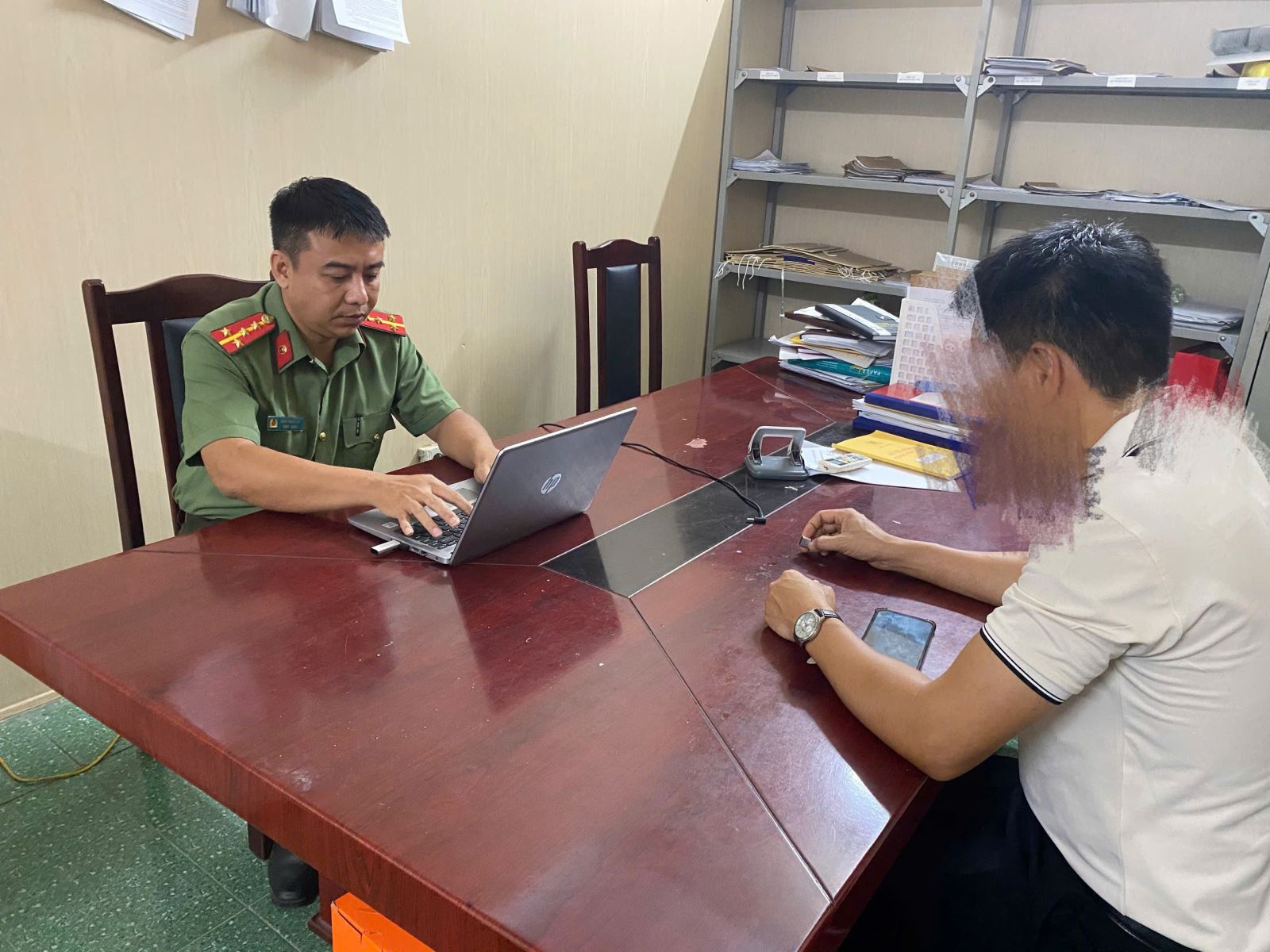Công an phường Sơn Nam kịp thời phát hiện, vô hiệu hoá thông tin xấu, độc trên không gian mạng