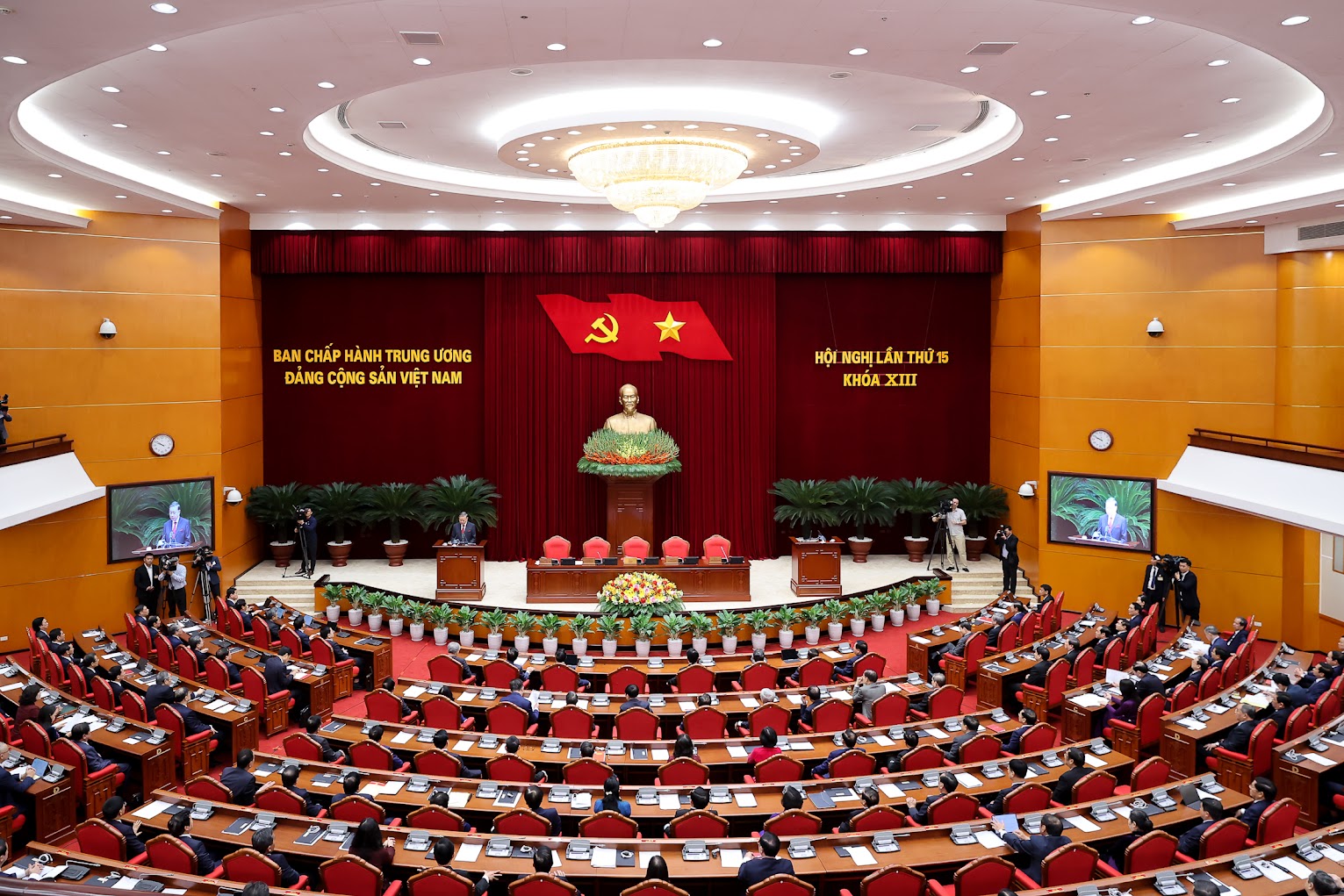 Công tác nhân sự Đại hội Đảng: Vấn đề đặc biệt hệ trọng, không để các luận điệu xuyên tạc chi phối