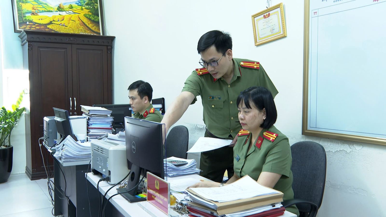 Đẩy mạnh rà soát, cập nhật, bổ sung dữ liệu phần mềm BHXH, BHYT CAND đối với cán bộ, chiến sĩ đang công tác tại Công an tỉnh