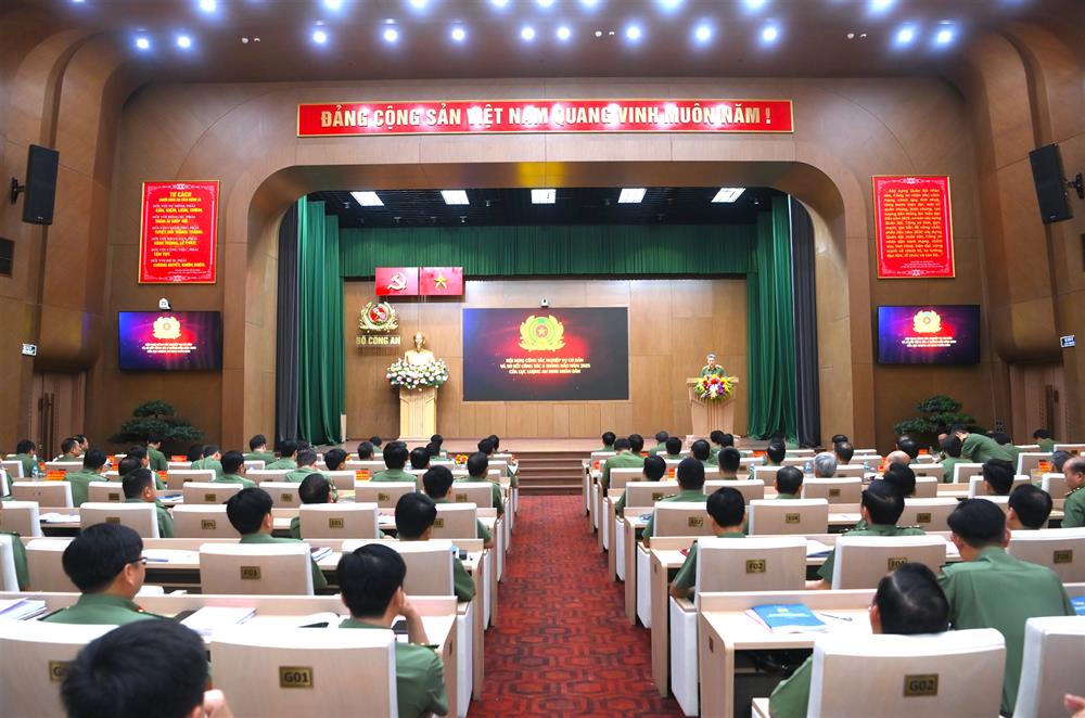 Hội nghị công tác nghiệp vụ cơ bản và sơ kết công tác 6 tháng đầu năm 2025 của lực lượng An ninh nhân dân