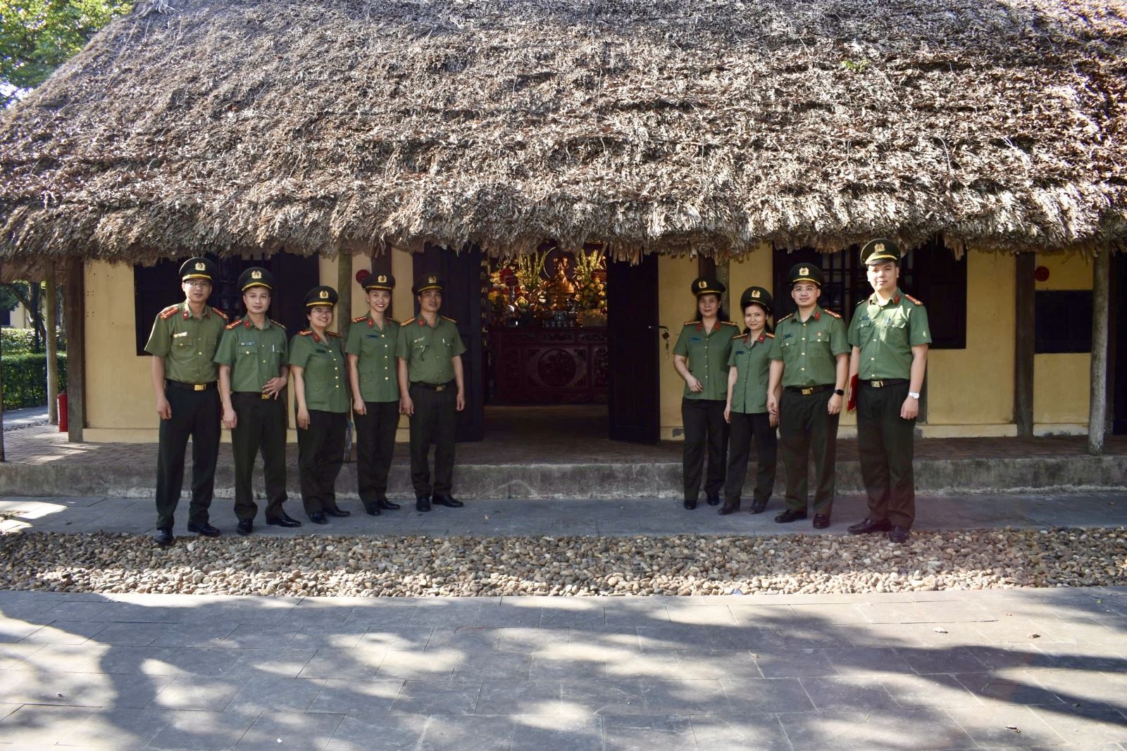 Hội phụ nữ, Chi đoàn Công tác chính trị - Cơ quan Uỷ ban  kiểm tra Đảng uỷ Công an tỉnh Hưng Yên tổ chức sinh hoạt chính trị 