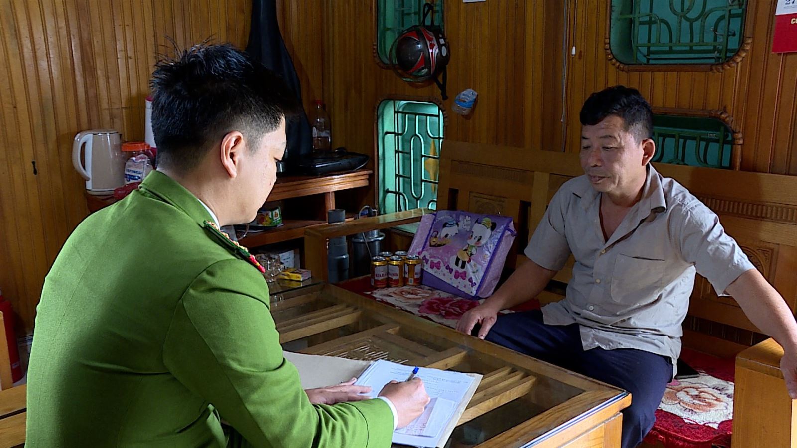 Phòng Cảnh sát môi trường Công an tỉnh Hưng Yên: Bắt quả tang vụ khai thác đất trái phép