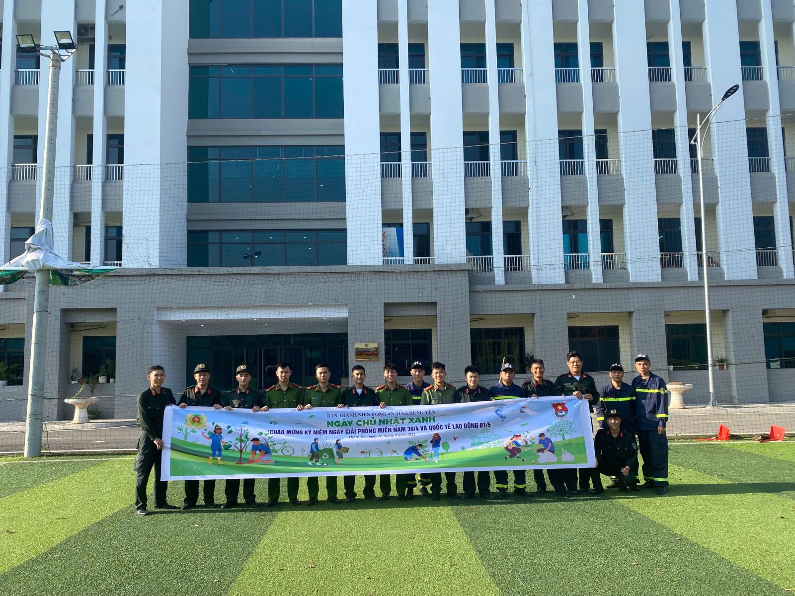Tuổi trẻ Công an tỉnh tổ chức các hoạt động bảo vệ môi trường  chào mừng các ngày lễ lớn của đất nước