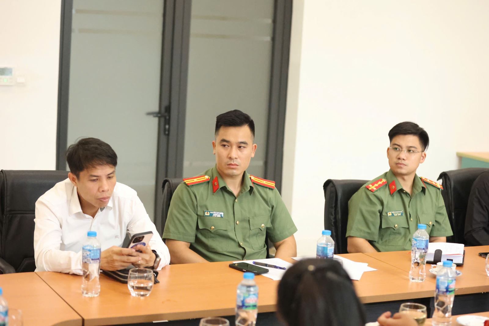 Thống nhất công tác cổ vũ CLB PVF-CAND và CLB Trẻ PVF-CAND tại 02 trận đấu ngày 20 và 21/9/2025 thuộc V-League 1 và V-League 2