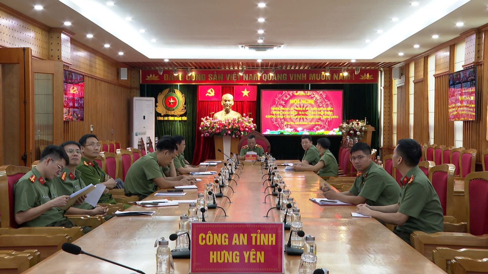 Xử lý vi phạm về khai thác hải sản bất hợp pháp