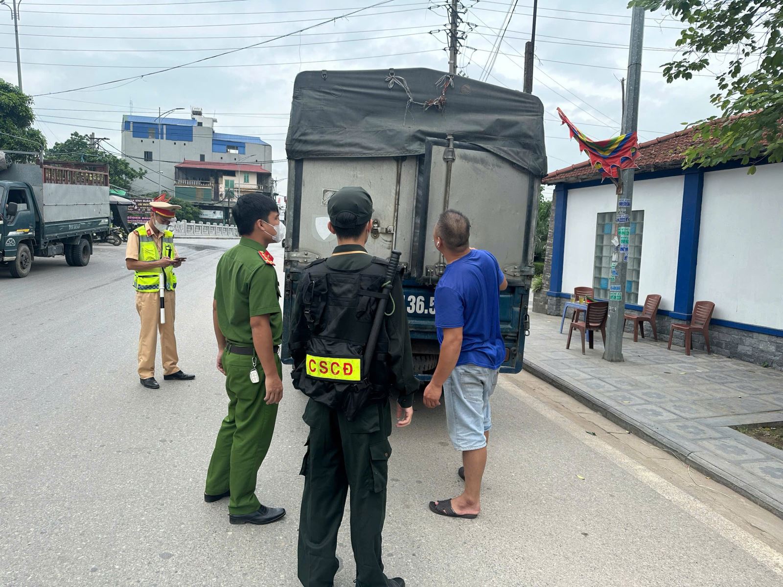 Kiên quyết xử lý vấn đề ô nhiễm môi trường tại làng nghề tái chế nhựa thôn Minh Khai, xã Như Quỳnh, tỉnh Hưng Yên 
