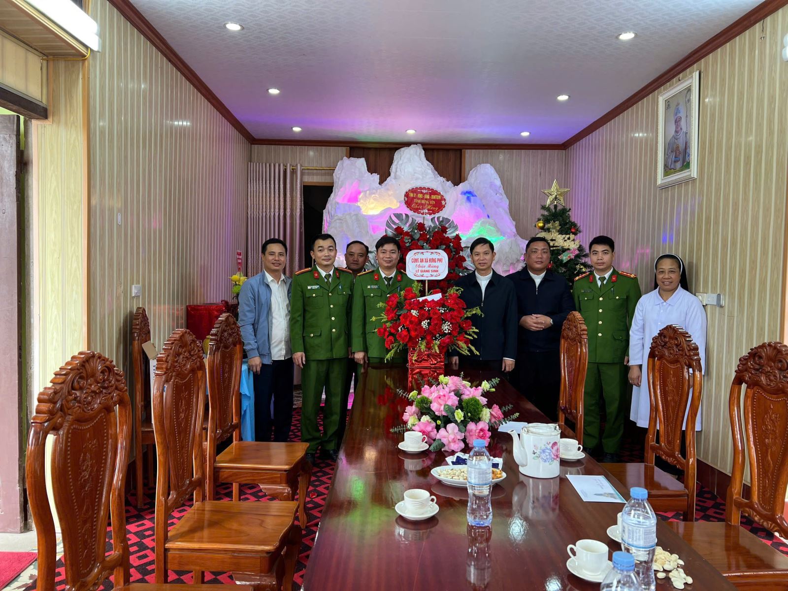 Công an xã Hưng Phú bác bỏ những đánh giá sai lệch của USCIRF về tình hình tự do tín ngưỡng, tôn giáo tại Việt Nam