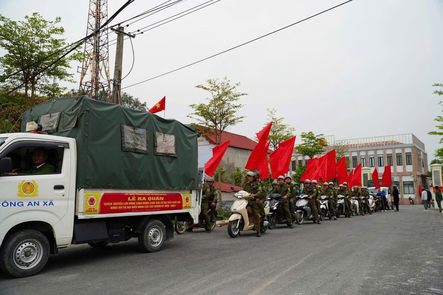 CÔNG AN XÃ ĐẠI ĐỒNG PHỐI HỢP TỔ CHỨC TUYÊN TRUYỀN CHÀO MỪNG CUỘC BẦU CỬ ĐẠI BIỂU QUỐC HỘI KHÓA XVI VÀ ĐẠI BIỂU HĐND CÁC CẤP NHIỆM KỲ 2026 – 2031