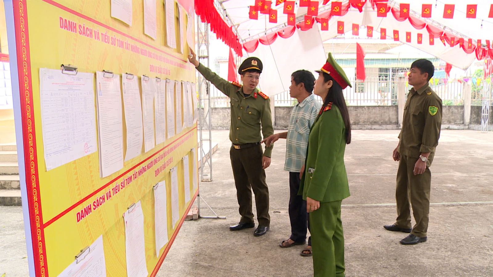 Công an xã Hồng Vũ bảo vệ thành công an ninh trật tự trong ngày bầu cử