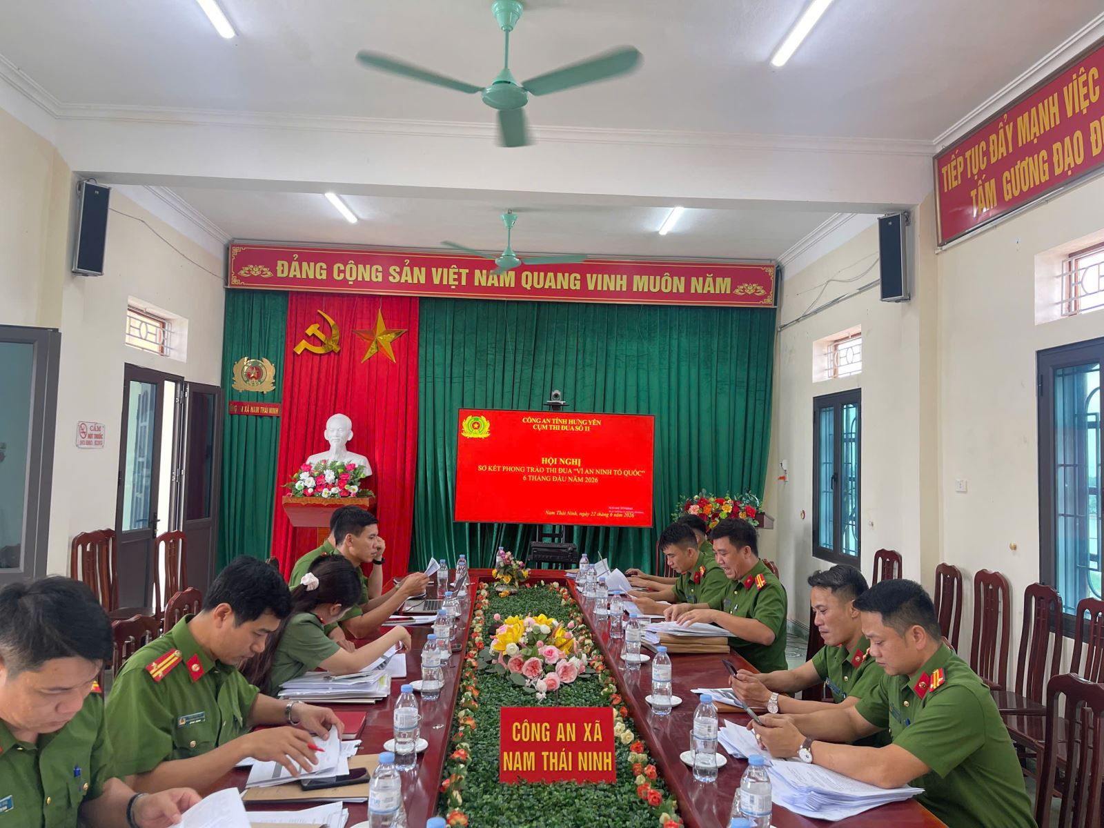 Cụm thi đua số 11 – Công an tỉnh Hưng Yên tổ chức Hội nghị sơ kết phong trào thi đua “Vì an ninh Tổ quốc” 6 tháng đầu năm 2026