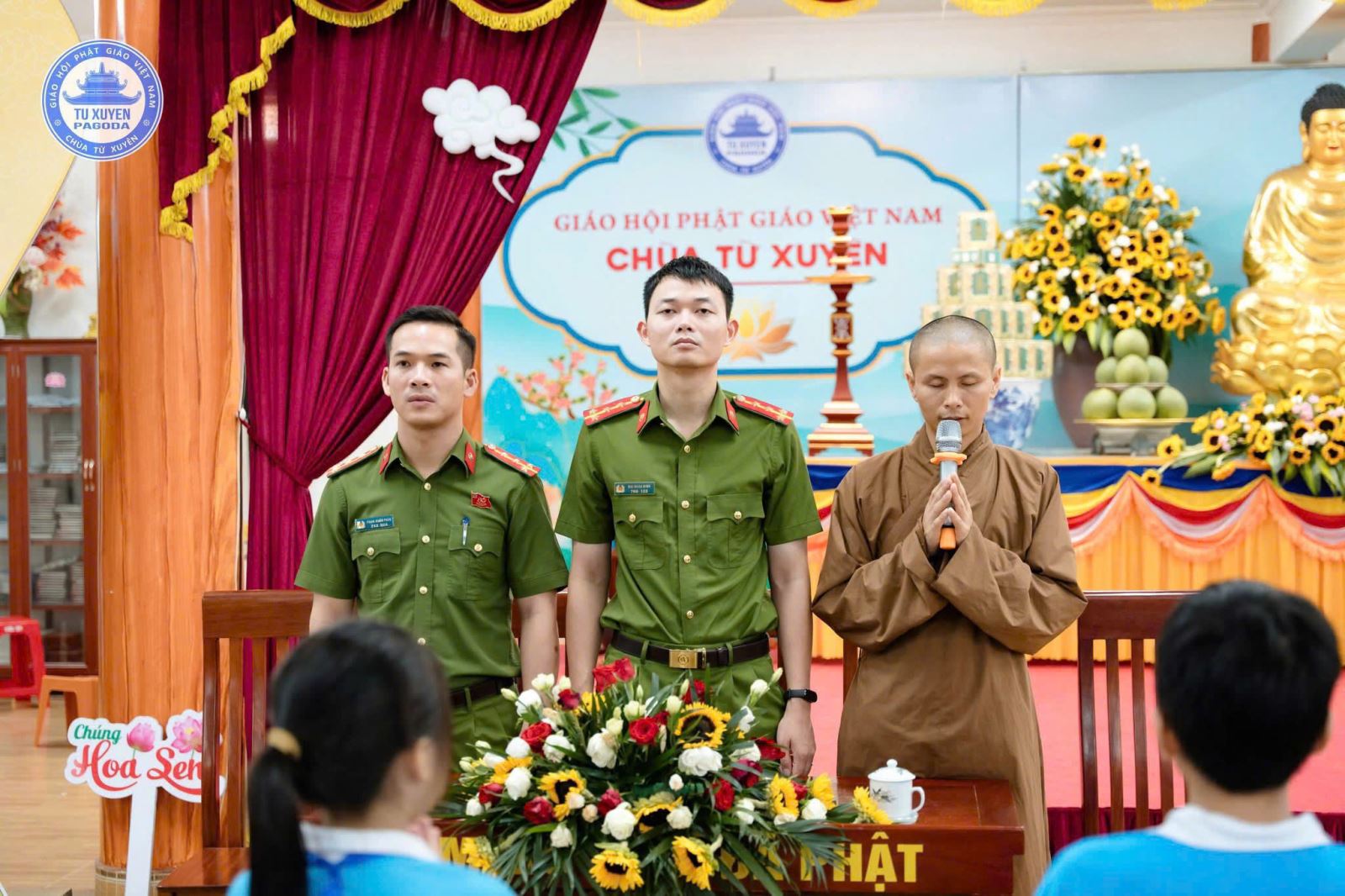 Công an phường Trà Lý tuyên truyền pháp luật tại Khóa tu mùa hè chùa Từ Xuyên thông qua chương trình “Gieo mầm thiện hạnh, trang bị kỹ năng sống”