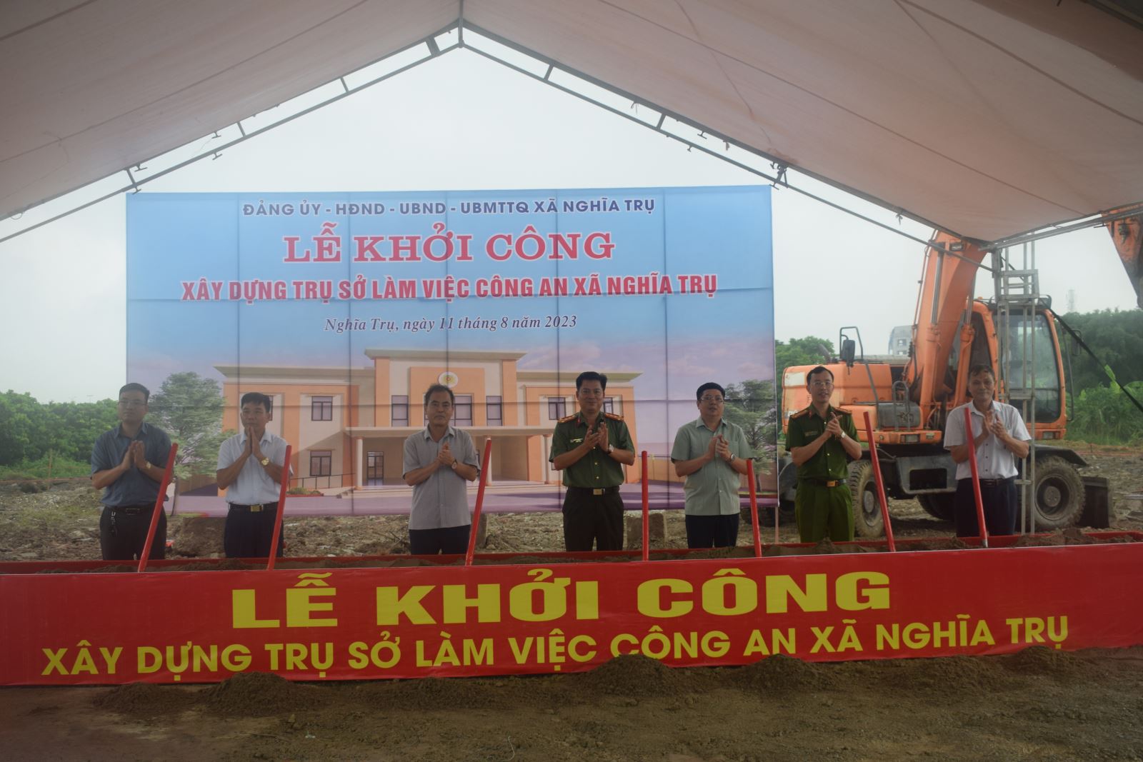 Khởi công xây dựng trụ sở Công an xã Nghĩa Trụ, huyện Văn Giang và  Công an xã Bình Minh, huyện Khoái Châu