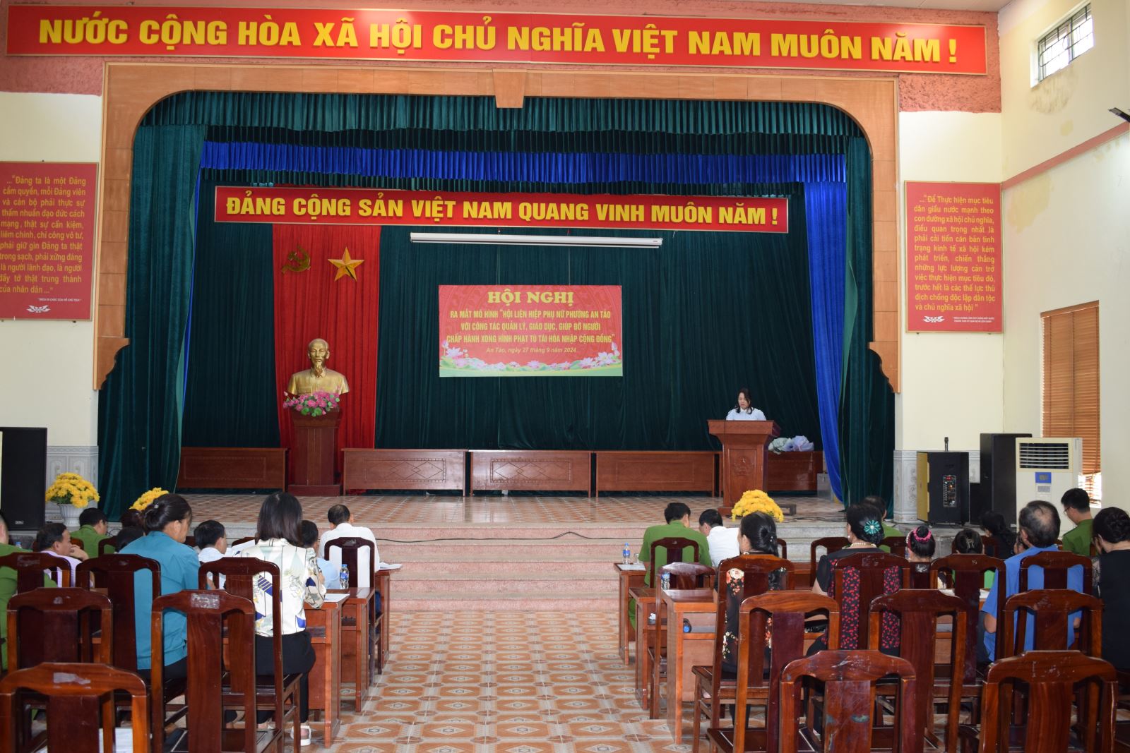 Ra mắt mô hình 