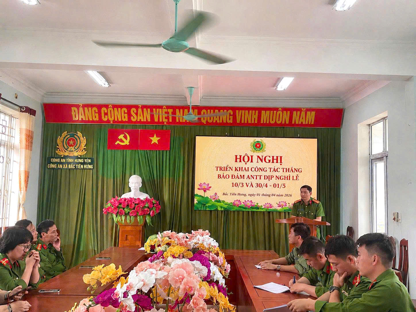 Công an xã Bắc Tiên Hưng triển khai nhiều hoạt động bảo đảm ANTT dịp nghỉ lễ giỗ tổ Hùng Vương, ngày 30/4 và 01/5