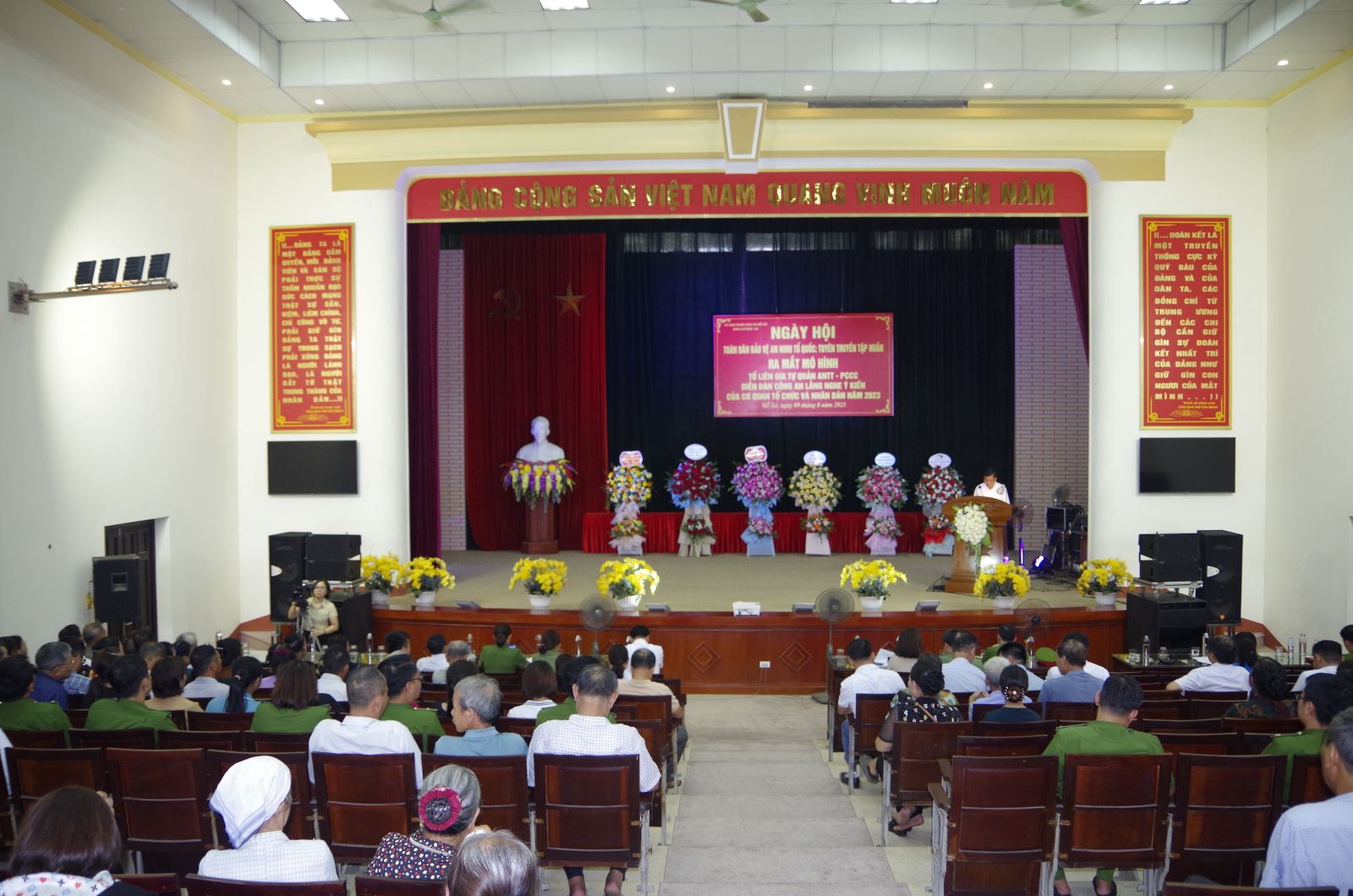 Ngày hội Toàn dân bảo vệ an ninh Tổ quốc tại xã Mễ Sở, huyện Văn Giang