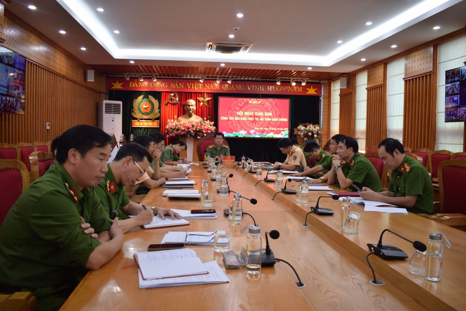 Bộ Công an giao ban công tác bảo đảm trật tự an toàn giao thông