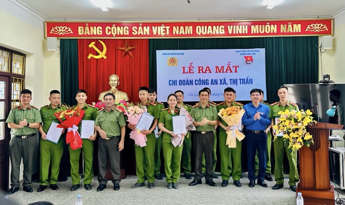 Huyện Văn Lâm: Hoàn thành việc thành lập 11 Chi đoàn Công an xã, thị trấn